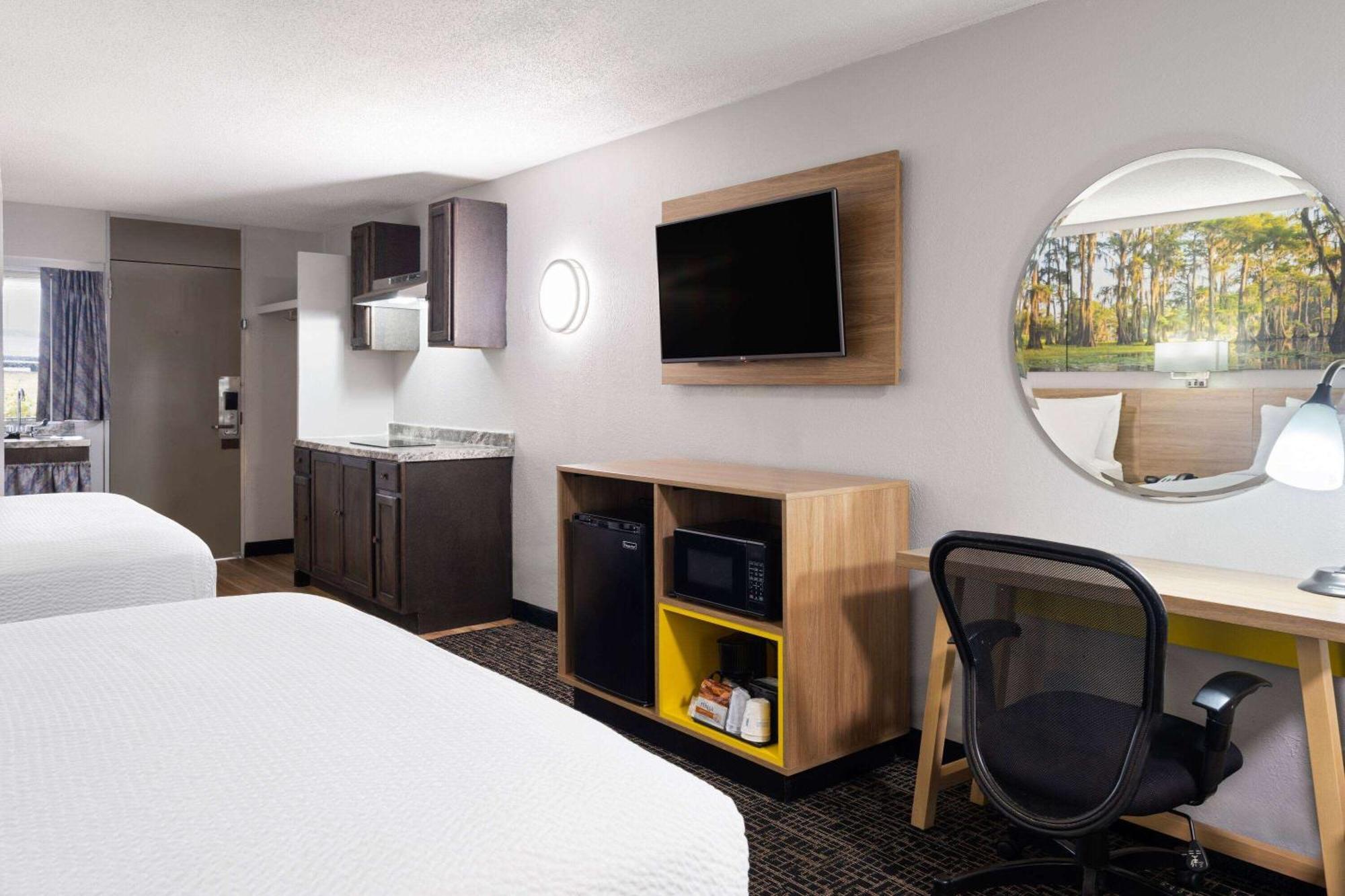 Days Inn By Wyndham Salisbury, Nc Экстерьер фото