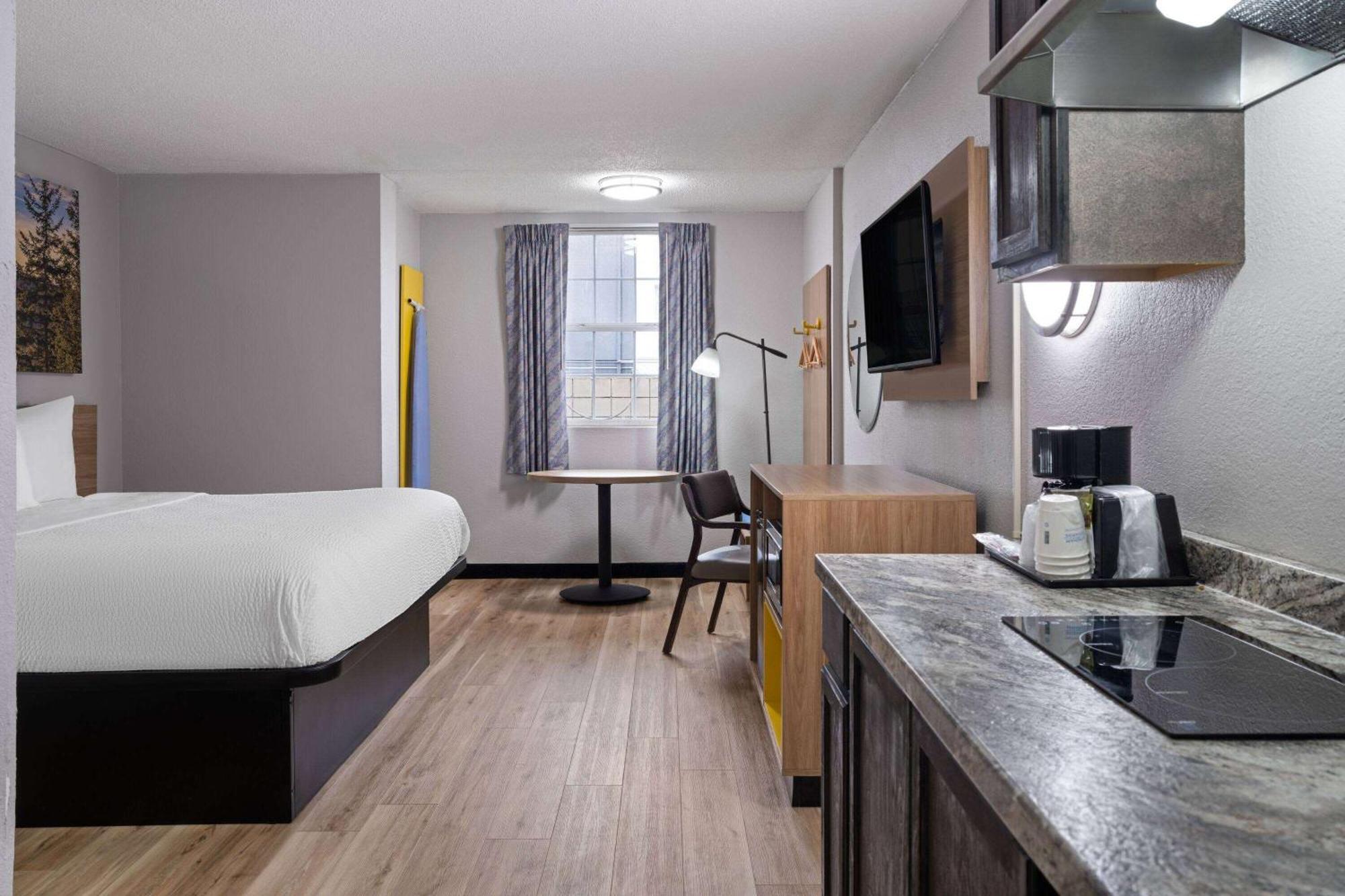 Days Inn By Wyndham Salisbury, Nc Экстерьер фото