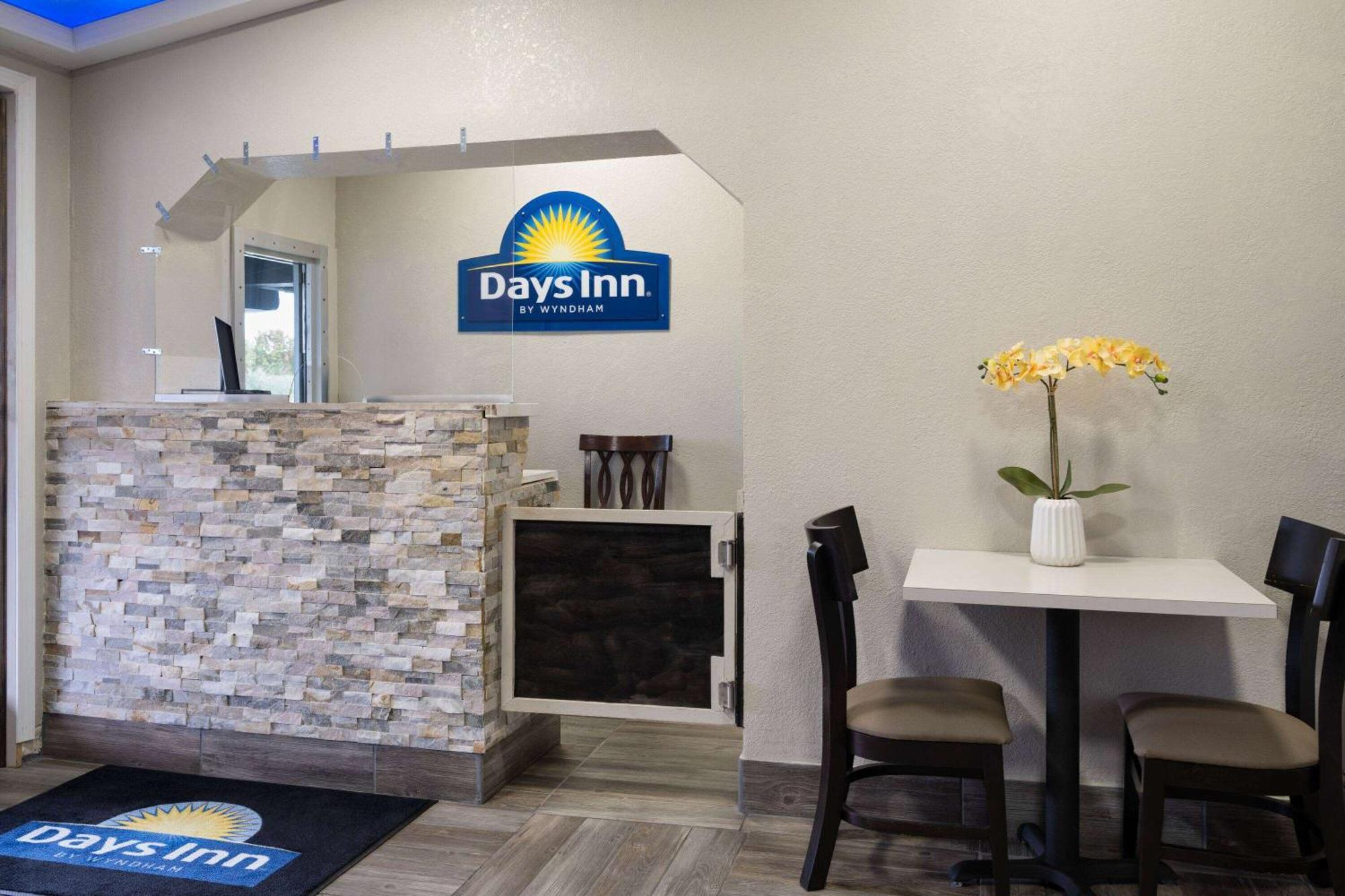 Days Inn By Wyndham Salisbury, Nc Экстерьер фото