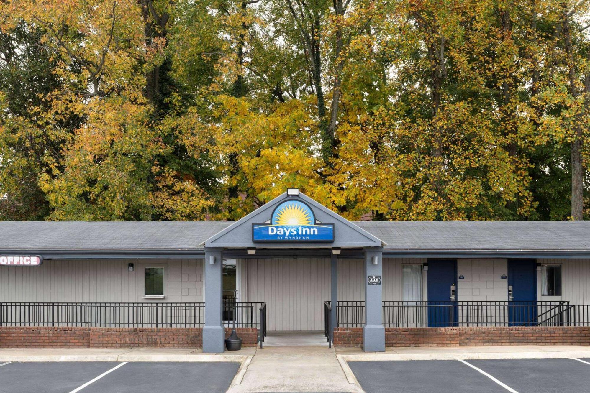 Days Inn By Wyndham Salisbury, Nc Экстерьер фото